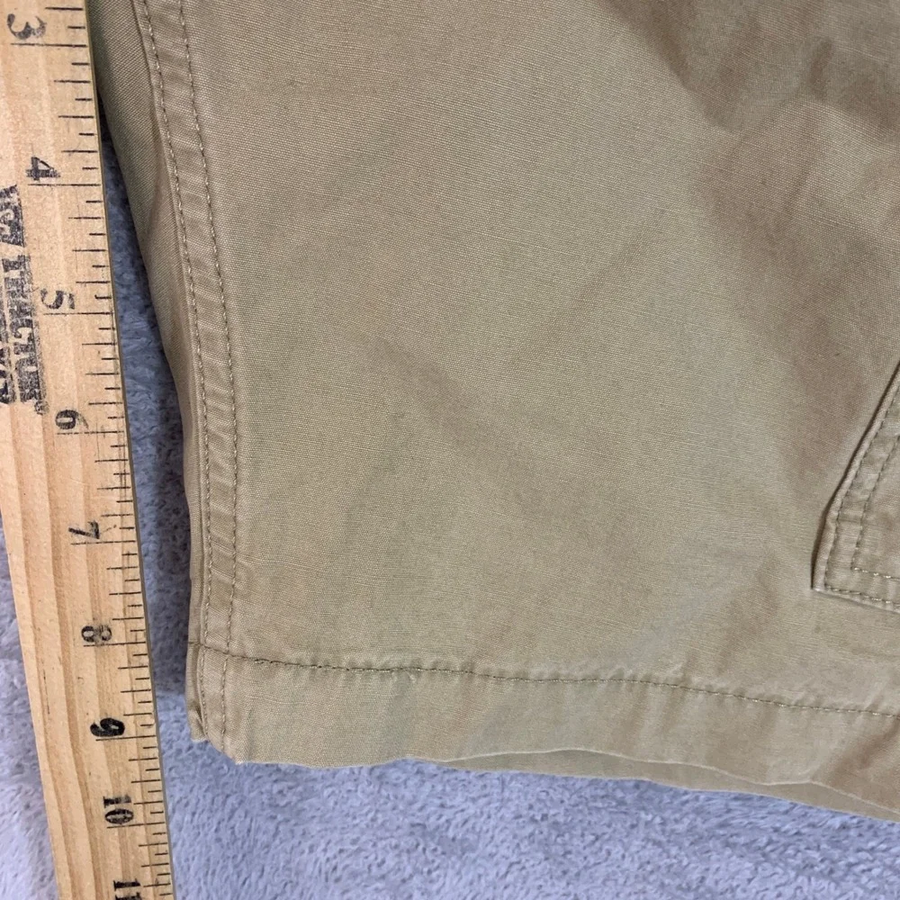 NWT Levi's Cargo Shorts Men's 34 Tan Khaki Cotton 9 Inch Inseam